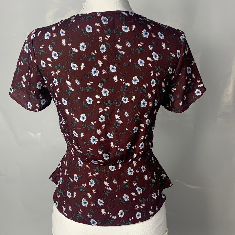 Forever 21 Women's Wrap Top - Picture 5 of 6